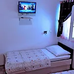 Apartments And Rooms By The Sea Tucepi, Makarska - 6058 Tucepi