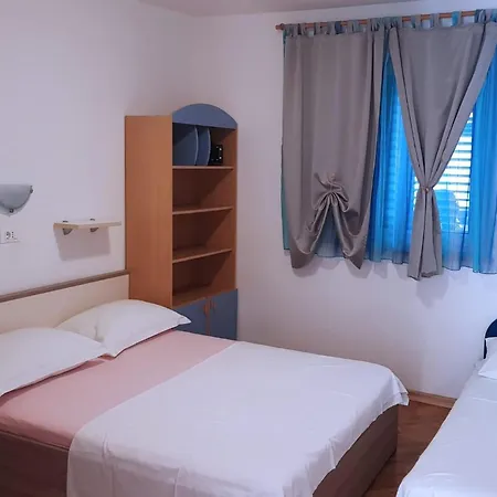 And By The Sea Tucepi, Makarska - 6058 Pensión 3*